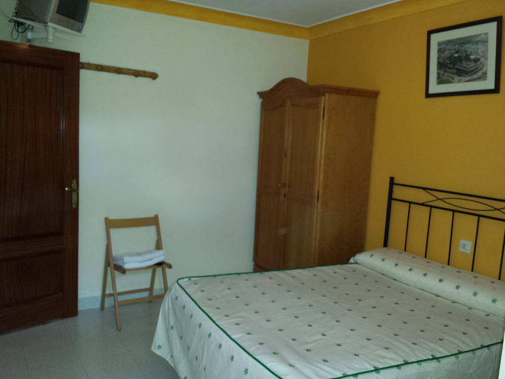 Hostal Atila Ricobayo 部屋 写真